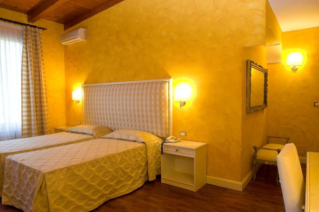 Park Hotel Villaferrata Grottaferrata Zimmer foto